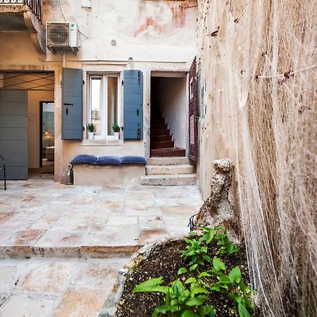 Deluxe Studio G 12 Rovinj Exteriör bild