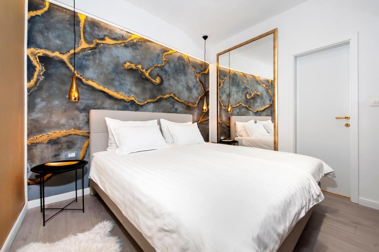 Deluxe Studio G 12 Rovinj Exteriör bild