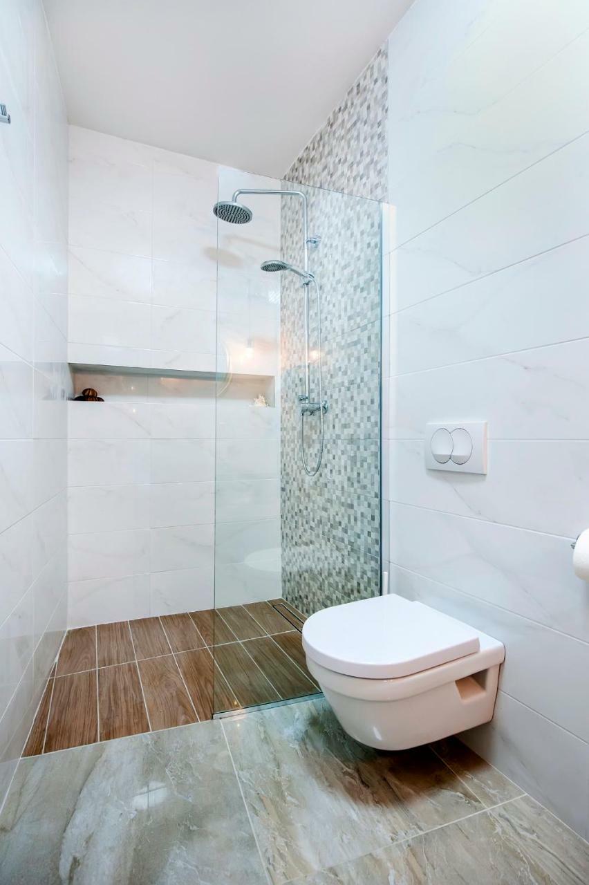 Deluxe Studio G 12 Rovinj Exteriör bild